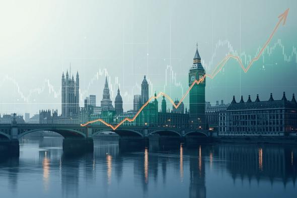 كيف
تفوقت
الأسهم
البريطانية
على
نظيرتها
الأمريكية
في
2025؟