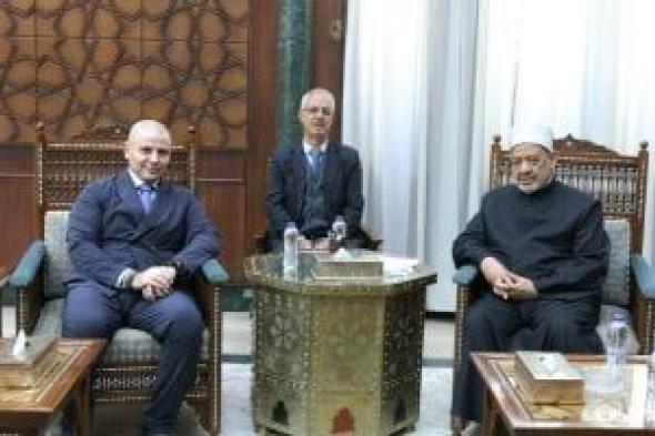 شيخ
الأزهر:
القضية
الفلسطينية
بلغت
حدا
خطيرا
من
الظلم
لا
يقبل
معه
الحياد