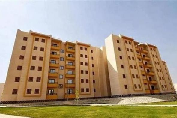 بعد
      استقبال
      "50
      ألف
      طلب
      فقط"
      للوحدات
      البديلة..
      مصير
      غامض
      لـ"الملايين"
      من
      سكان
      "الإيجار
      القديم"