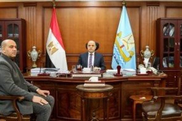 افتتاح
5
مساجد
غدا
بعدد
من
قرى
كفر
الشيخ