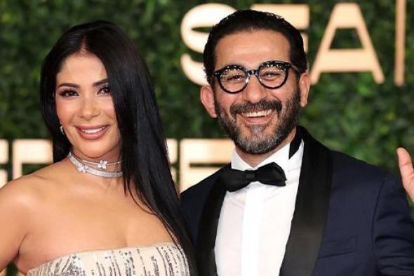 أحمد
حلمي
يكسر
صمته
دفاعاً
عن
منى
زكي
وفيلم
“الست”