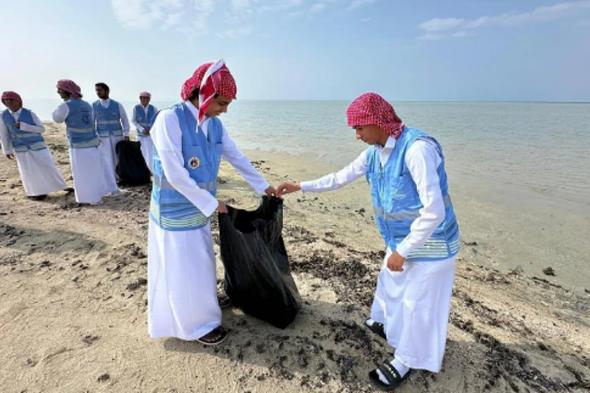 حرس
    الحدود
    ينفّذ
    مبادرة
    تطوعية
    لتنظيف
    شاطئ
    الرايس
    في
    المدينة
    المنورة