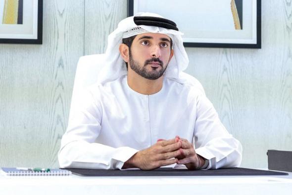 حمدان بن محمد: من دبي.. نبارك لجميع المحتفلين بعيد الميلاد