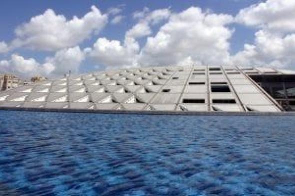 اليوم..
عرض
أكبر
لوحة
مرسومة
بالعالم
للأطفال
المصريين
واليابانيين
بمكتبة
الإسكندرية