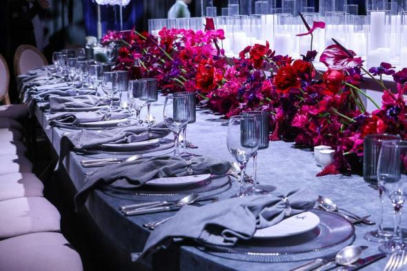 أفكار
من
خبيرة
لزينة
طاولات
حفل
الزفاف
الشتوي