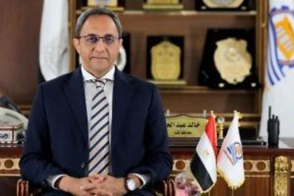 محافظ
قنا
يناشد
السائقين
الالتزام
بالسرعة
المقررة
للحد
من
الحوادث