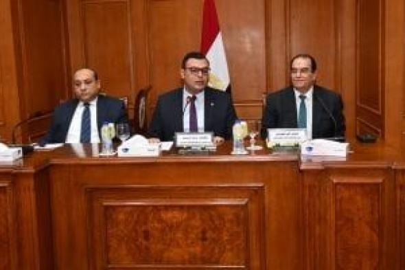 نائب
بالشيوخ
يطالب
بمراجعة
لائحة
التصالح
فى
مخالفات
البناء
بالريف