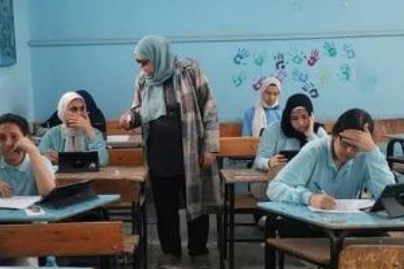 جدول
امتحانات
الفصل
الدراسى
الأول
لطلاب
أولى
وثانية
ثانوى
بالجيزة..ً
صور