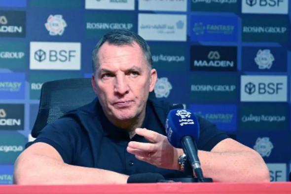 مدرب
    القادسية
    يشيد
    بأداء
    لاعبيه
    ويؤكد:
    نستحق
    الفوز
    وسننافس
    بقوة
    في
    المباريات
    المقبلة