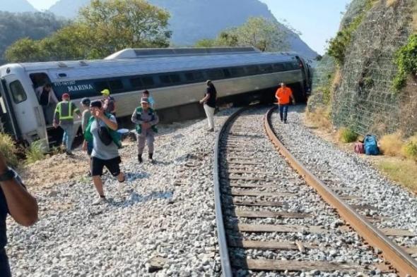 13
      قتيلا
      وعشرات
      المصابين
      إثر
      خروج
      قطار
      عن
      مساره
      في
      المكسيك