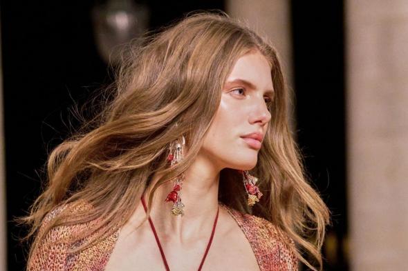 أفضل
أنواع
سيروم
الشعر
المغذية
في
عام
2025..
ثورة
في
عالم
الجمال