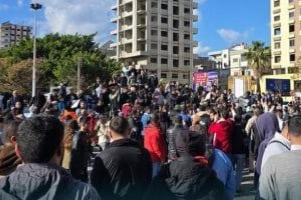 اشتباكات
فى
اللاذقية
وجبلة
السورية
وسقوط
قتلى
وعشرات
الجرحى..
اعرف
القصة