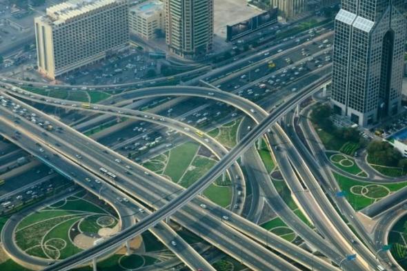 الإمارات
      الأولى
      عربياً
      والرابعة
      عالمياً
      في
      جودة
      الطرق
      2025