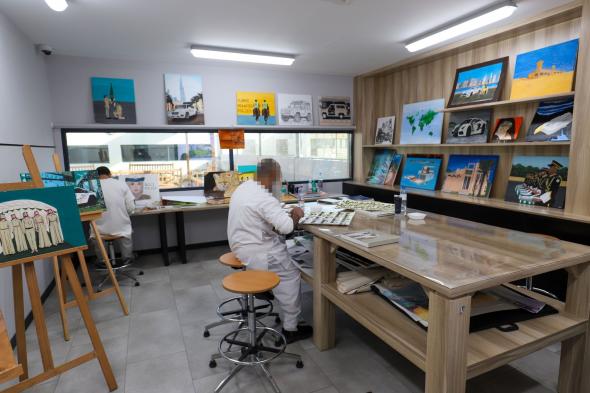 شرطة دبي تحتفي بالأسبوع الخليجي الموحد للنزيل 2025