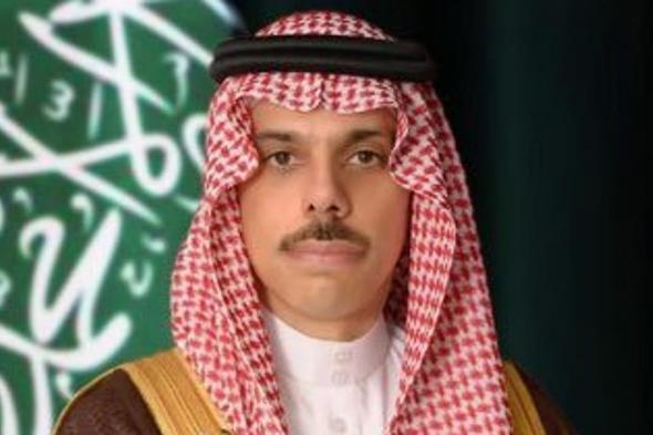 وزير
    الخارجية
    يبحث
    مع
    نظيره
    الأمريكي
    مستجدات
    المنطقة
    في
    اتصال
    هاتفي