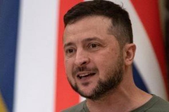 الرئيس
الأوكرانى:
مستعد
للجلوس
مع
بوتين
من
أجل
إنهاء
الحرب