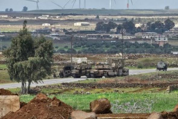 الاحتلال
الإسرائيلي
يتوغل
في
ريف
القنيطرة
ويقيم
حواجز
مؤقتة