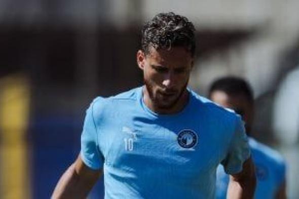 النطق
بالحكم
على
اللاعب
رمضان
صبحي
و3
آخرين
بتهمة
التزوير
اليوم