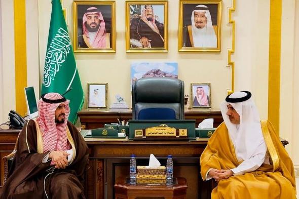 محافظ
    الليث
    يستعرض
    جهود
    "البيئة
    والمياه
    والزراعة"
    في
    تعزيز
    التنمية
    المستدامة