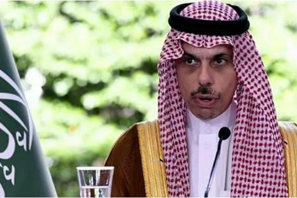 وزير
    الخارجية
    يبحث
    مستجدات
    المنطقة
    والموضوعات
    المشتركة
    مع
    نظيره
    الصومالي