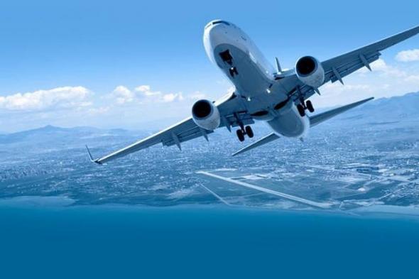 "رويترز":
    الحكومة
    اليمنية
    تفرض
    قيوداً
    على
    حركة
    الطيران
    من
    أبو
    ظبي
    ودبي