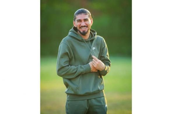 الزوراء
      العراقي
      يرفض
      التخلي
      عن
      أكام
      هاشم