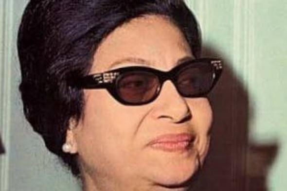 ليلة
فى
حب
كوكب
الشرق
بالأوبرا
..
أم
كلثوم..
شمس
لا
تغيب