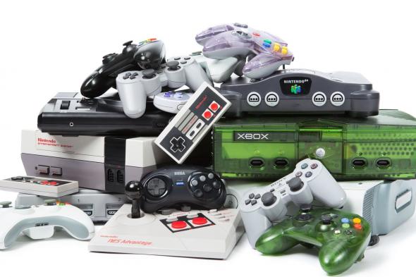 لنلقي
      نظرة
      على
      أبرز
      الابتكارات
      من
      كل
      جيل
      من
      أجهزة
      الألعاب