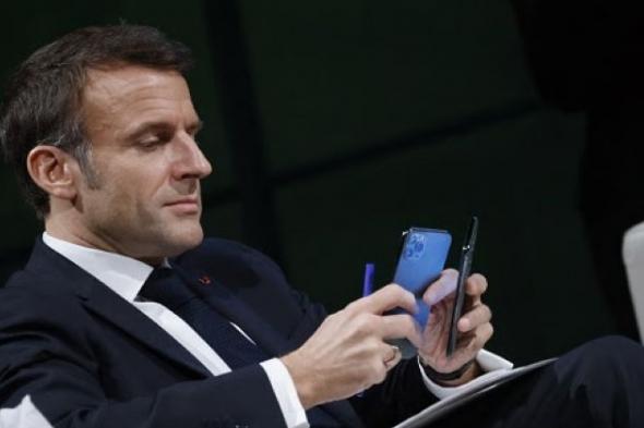 ماكرون
      يريد
      حظر
      وسائل
      التواصل
      لمن
      دون
      15
      عاماً