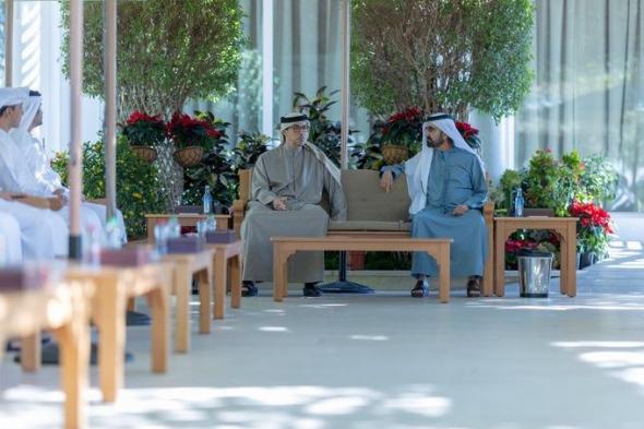 محمد بن راشد يلتقي منصور بن زايد ويبحثان آفاق التنمية الشاملة لرفعة الوطن وخدمة المواطن