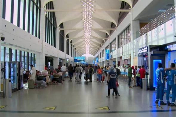 رقم
    قياسي
    غير
    مسبوق...
    المطارات
    السعودية
    نقلت
    135
    مليون
    مسافر
    في
    2025