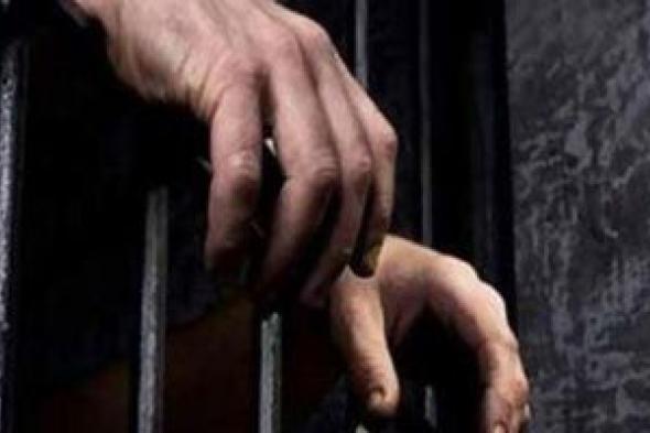 القبض
على
المتهم
بقتل
شاب
لسرقة
دراجته
النارية
فى
بولاق
الدكرور