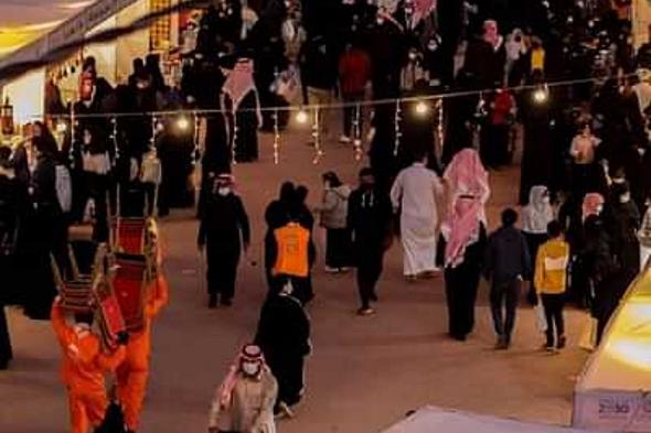 إقبال
    لافت
    ومميز
    ..
    300
    طلب
    للمشاركة
    في
    مهرجان
    ربيع
    أشيقر
    2026