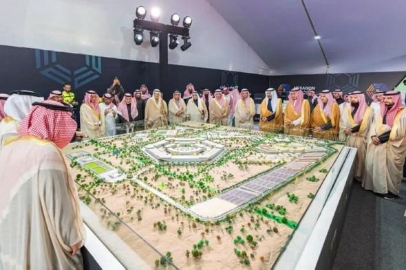 أستاذ
    تقنية
    معلومات:
    مركز
    بيانات
    "هيكساجون"
    محطة
    مفصلية
    في
    مسار
    التحول
    الرقمي
    السعودي