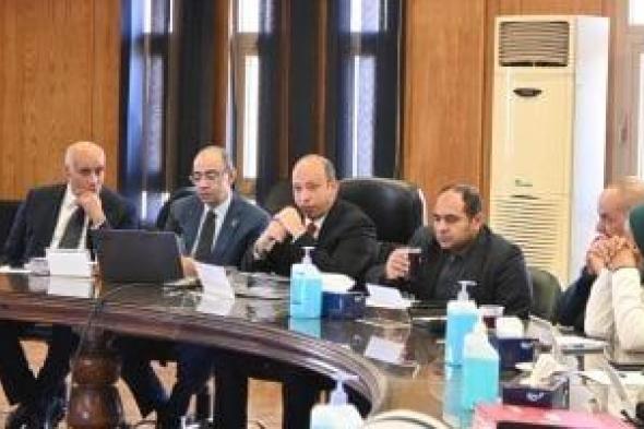 قصر
العينى
توضح
حقيقة
إلغاء
الدبلومات
المهنية
و
استمرار
البرامج
التعليمية