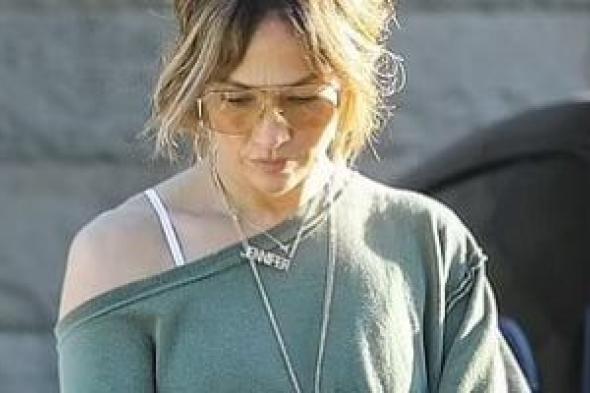 جينيفر
لوبيز
تدخل
2026
عازبة
أم
مع
حب
جديد؟