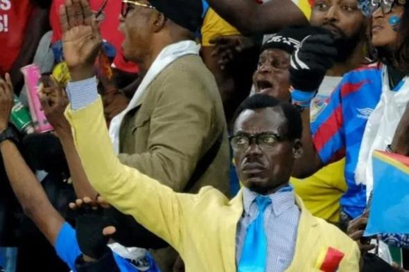 حكاية
      "المُشجِّع
      التمثال"
      في
      مدرجات
      الكونغو
      الديمقراطية
      بأمم
      إفريقيا