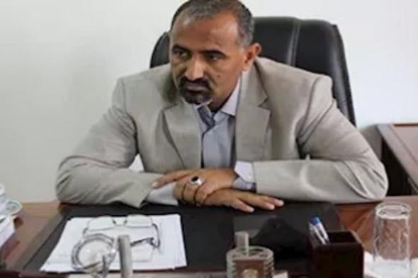 عيدروس
    الزبيدي
    يعلن
    بدء
    فترة
    انتقالية
    مدتها
    عامان
    واستفتاء
    على
    استقلال
    الجنوب