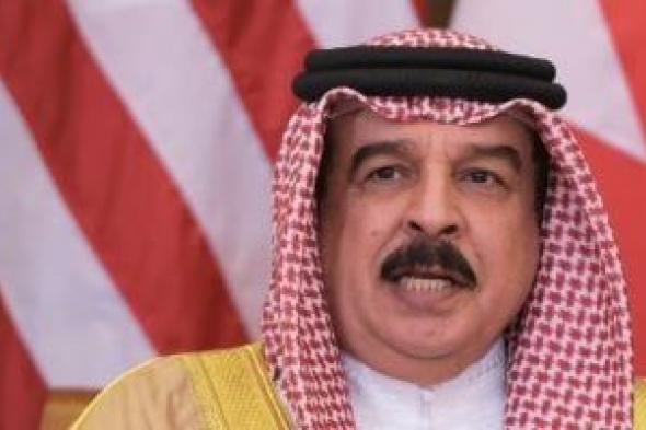 عاهل
البحرين
يتلقي
وفدا
من
أعضاء
الكونجرس
الأمريكي