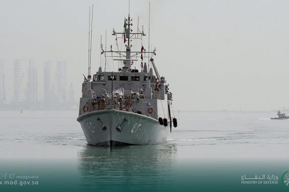 التحالف:
    انتشار
    القوات
    البحرية
    السعودية
    ببحر
    العرب
    للقيام
    بعمليات
    التفتيش
    ومكافحة
    التهريب