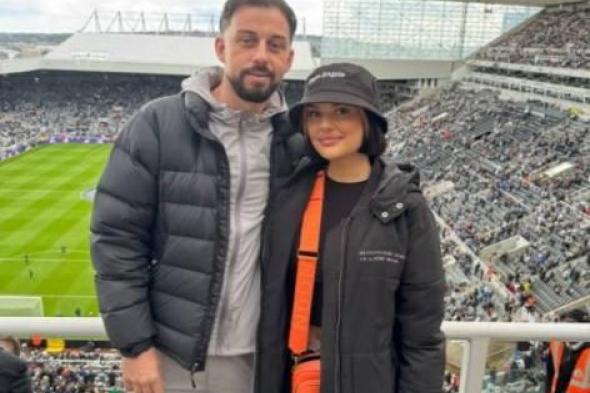 بريطانية
      تستيقظ
      من
      قيلولة
      تتحدث
      بلهجة
      جديدة