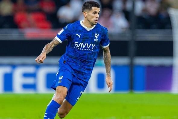 إنتر
    ميلان
    يسعى
    لاستعارة
    كانسيلو
    من
    الهلال
    حتى
    نهاية
    الموسم..
    وبرشلونة
    يدخل
    على
    الخط