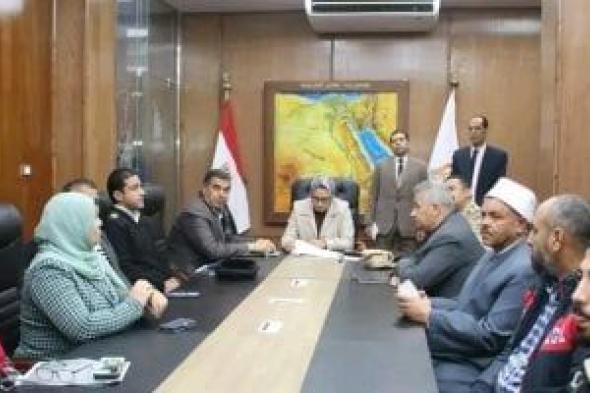 نائب
محافظ
الوادى
الجديد
تتابع
انتظام
لجان
إعادة
انتخابات
النواب
بالدائرة
الثانية