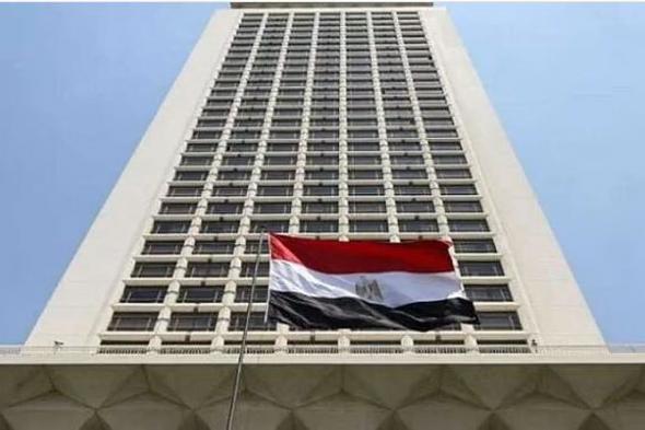 مصر
    تؤكد
    موقفها
    الداعم
    لوحدة
    اليمن
    وتدعو
    إلى
    التهدئة