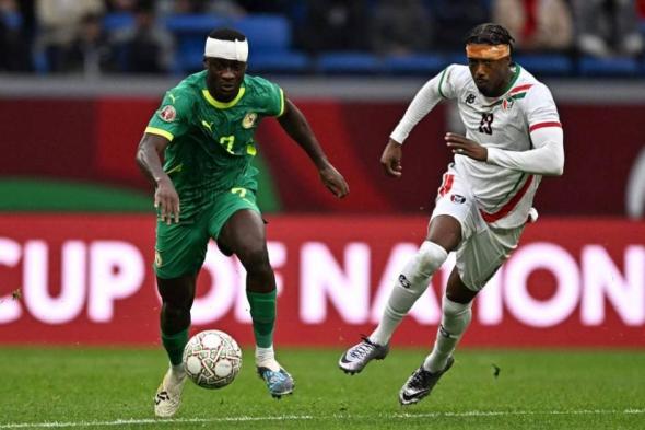السودان
      يخسر
      أمام
      السنغال
      ويودع
      كأس
      إفريقيا