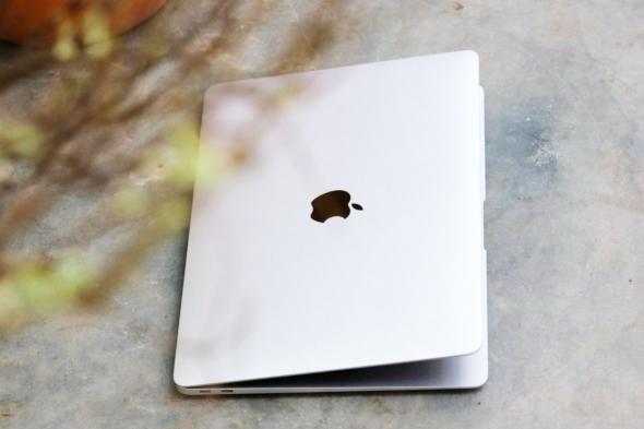 جهاز
ماك
بوك
اقتصادي
بمعالج
آيفون
يقترب
من
الإطلاق
هذا
الربيع
مع
تأكيد
حجم
الشاشة