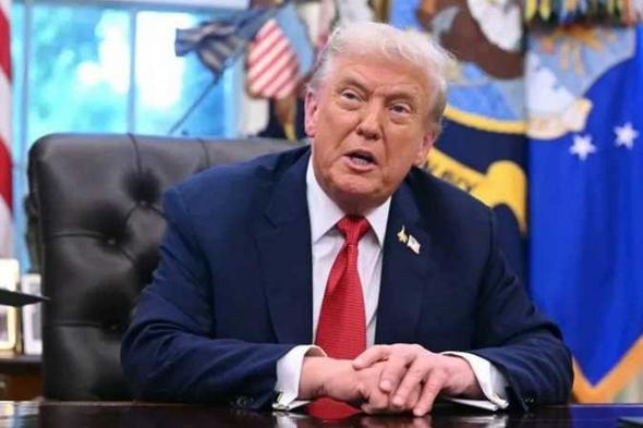 ترامب: سنُعيّن
    أشخاصًا
    أكفاء
    لإدارة
    المرحلة
    المقبلة
    في
    فنزويلا