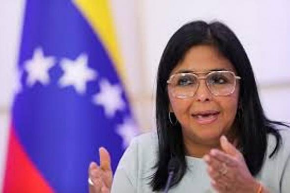 أول
    تعليق
    رسمي
    من
    فنزويلا
    على
    إعلان
    "اعتقال
    مادورو"