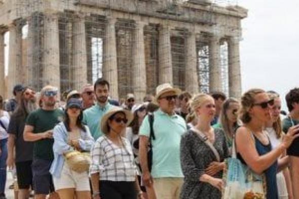 قفزة
جديدة
للسياحة
في
2025..
رسميا
مصر
تستقبل
19
مليون
سائح
بمعدل
نمو
21%