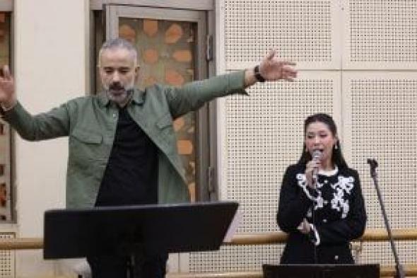 لقطات
من
بروفة
سهرة
شريعى
بقيادة
المايسترو
مصطفى
حلمى
قبل
حفل
اليوم